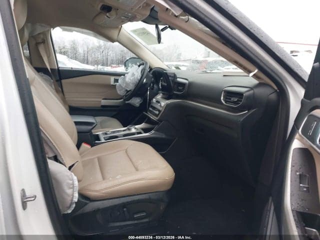 2022 FORD EXPLORER XLT 5