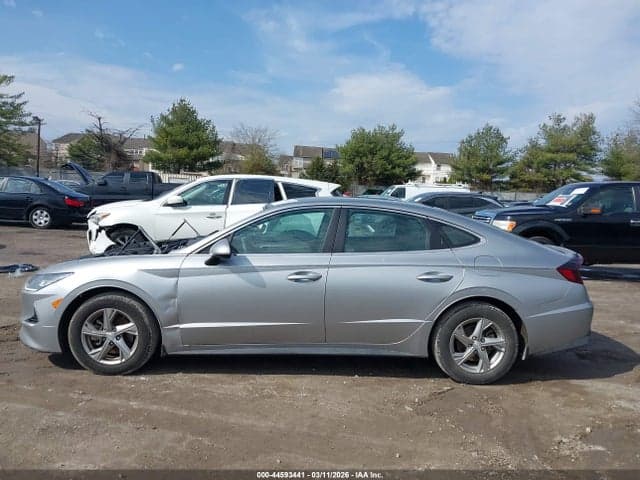 2022 HYUNDAI SONATA SE 15