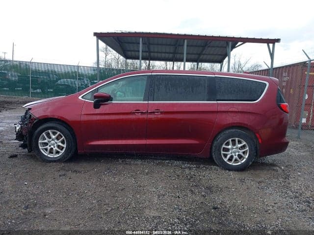 2017 CHRYSLER PACIFICA TOURING 15