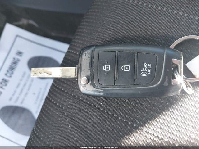 2021 HYUNDAI VENUE SE 11