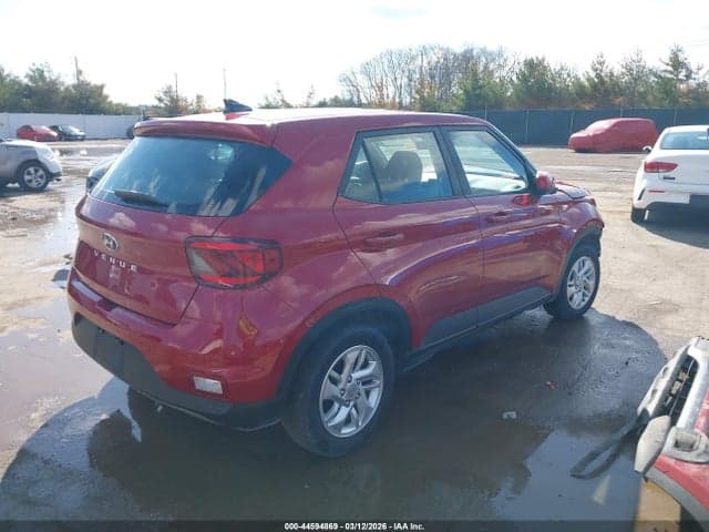 2021 HYUNDAI VENUE SE 4
