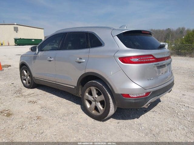2017 LINCOLN MKC PREMIERE 3