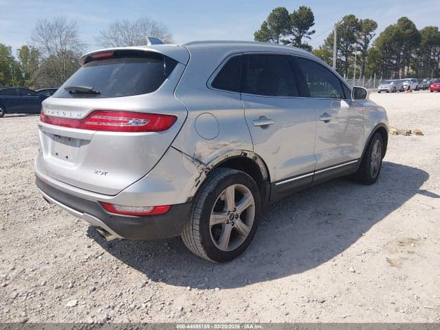 2017 LINCOLN MKC PREMIERE 4