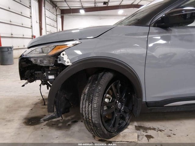 2024 NISSAN KICKS SR XTRONIC CVT 20