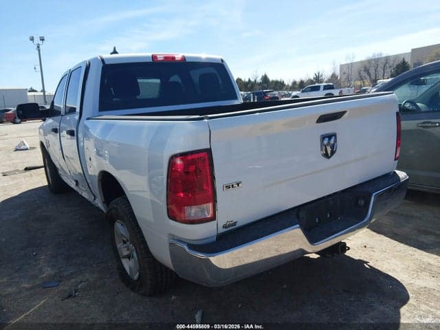 2022 RAM 1500 CLASSIC SLT 4X2 5'7 BOX 3