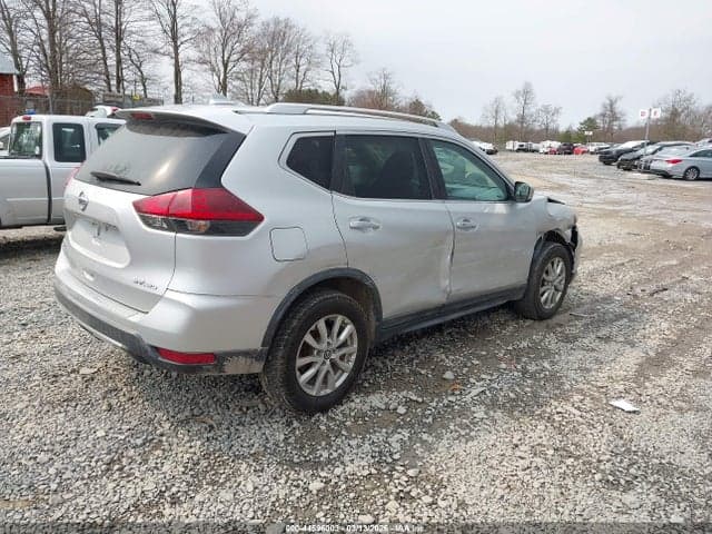 2018 NISSAN ROGUE SV 4