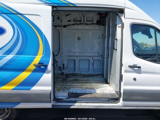 2017 FORD TRANSIT-250 8