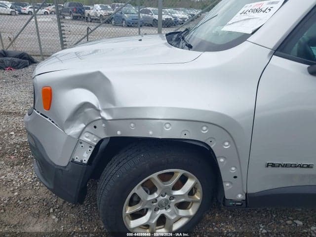 2018 JEEP RENEGADE LATITUDE 4X4 17