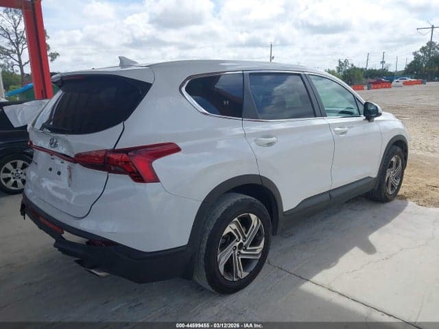 2021 HYUNDAI SANTA FE SE 4