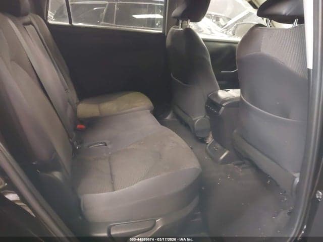 2023 TOYOTA HIGHLANDER LE 8