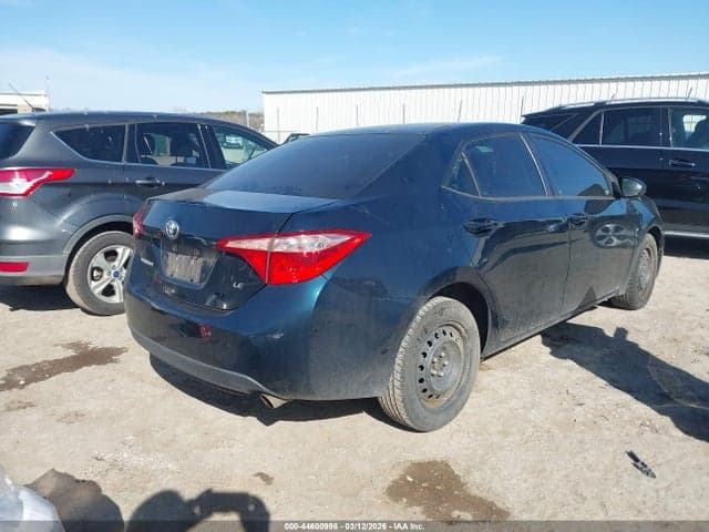 2017 TOYOTA COROLLA LE 4