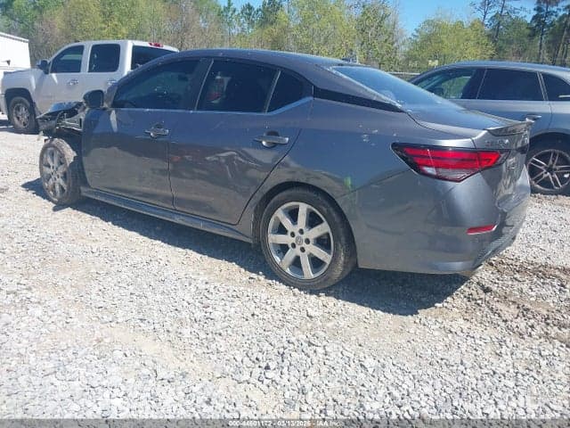 2021 NISSAN SENTRA SR XTRONIC CVT 3