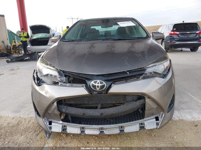 2017 TOYOTA COROLLA LE 13