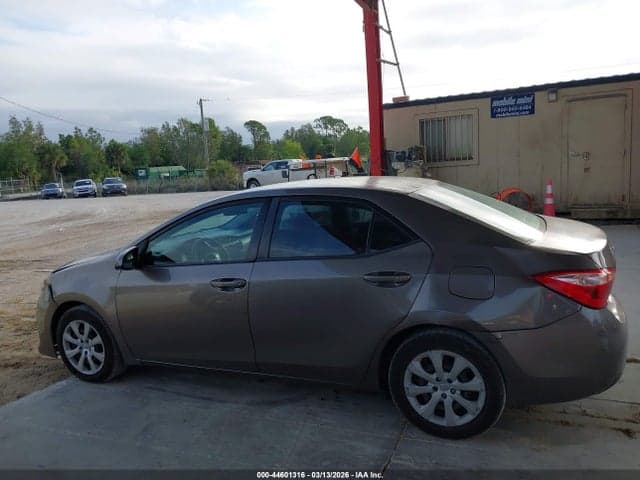 2017 TOYOTA COROLLA LE 15