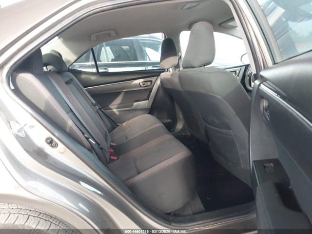2017 TOYOTA COROLLA LE 8