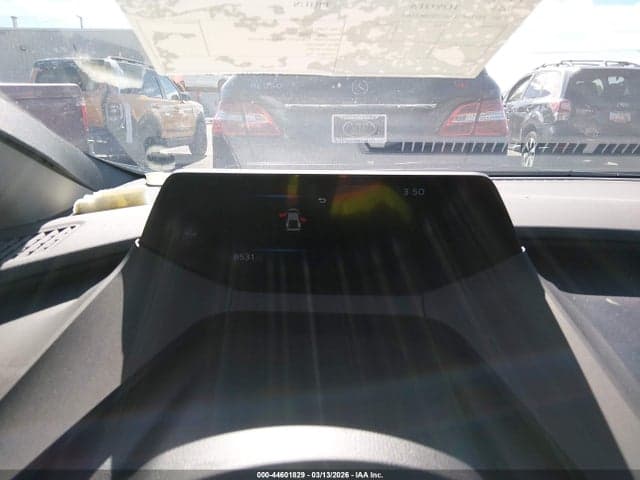 2025 TOYOTA PRIUS LE 7