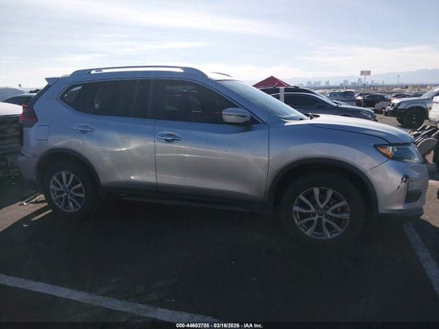 2018 NISSAN ROGUE SV 13