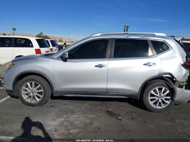 2018 NISSAN ROGUE SV 14