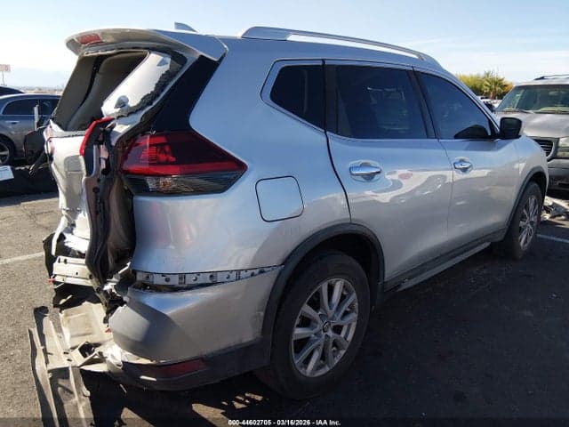 2018 NISSAN ROGUE SV 4