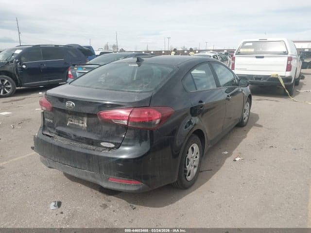 2017 KIA FORTE LX 4