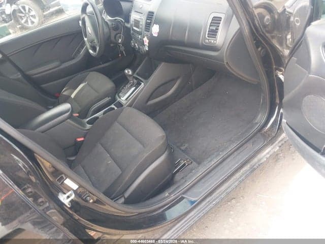 2017 KIA FORTE LX 5