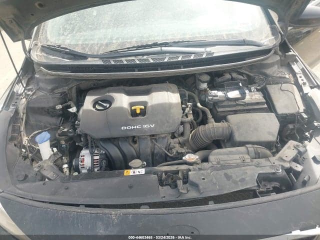 2017 KIA FORTE LX 10