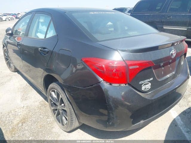 2018 TOYOTA COROLLA SE 3