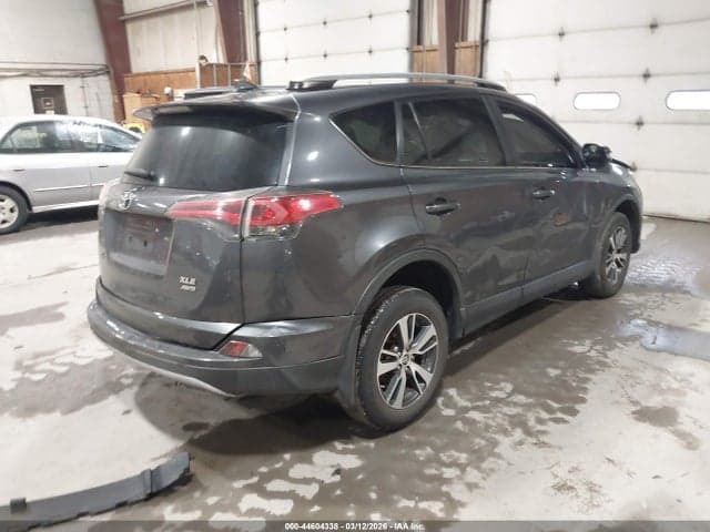 2017 TOYOTA RAV4 XLE 4