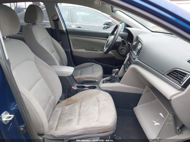 2018 HYUNDAI ELANTRA SEL 5