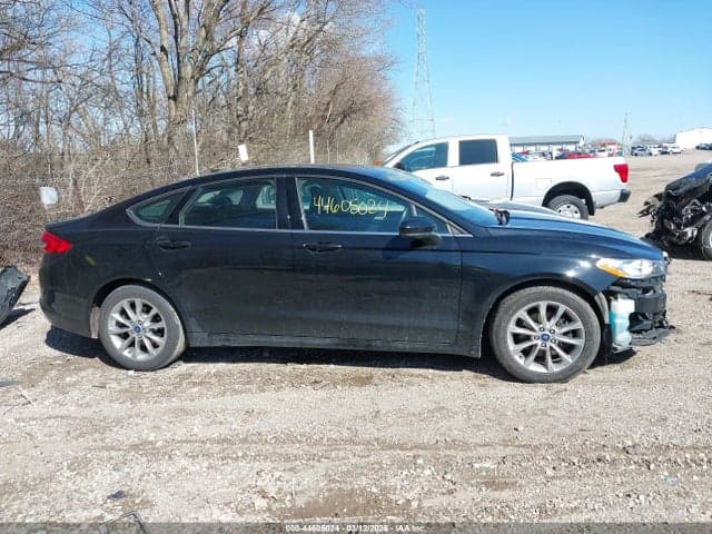 2017 FORD FUSION SE 14