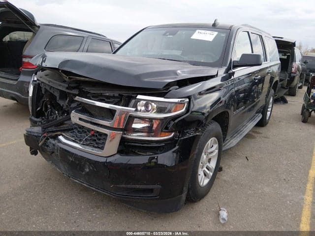2017 CHEVROLET SUBURBAN LT 2
