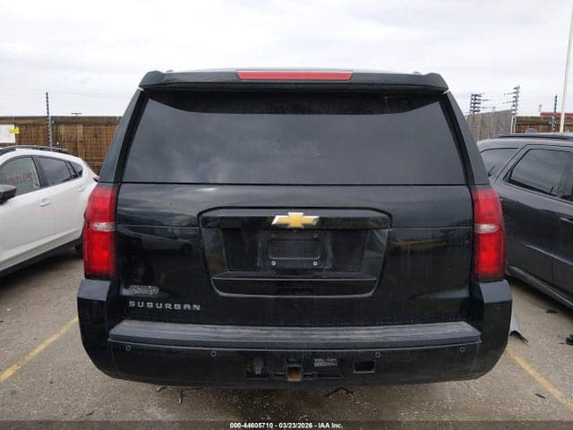 2017 CHEVROLET SUBURBAN LT 17