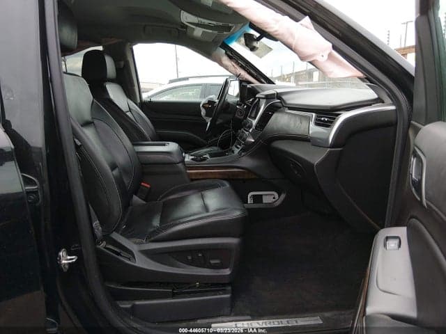 2017 CHEVROLET SUBURBAN LT 5