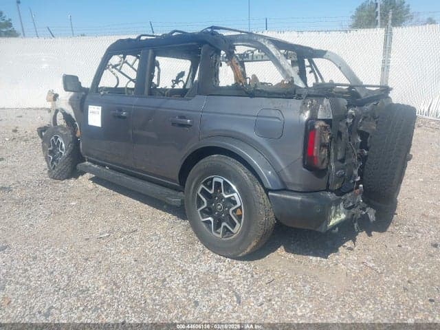 2023 FORD BRONCO OUTER BANKS 3
