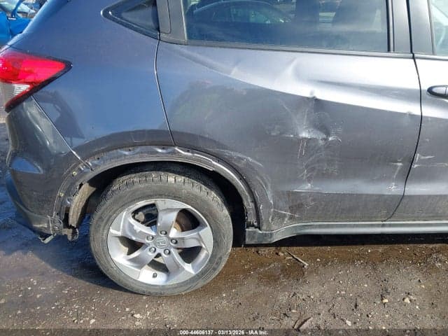 2022 HONDA HR-V AWD LX 6