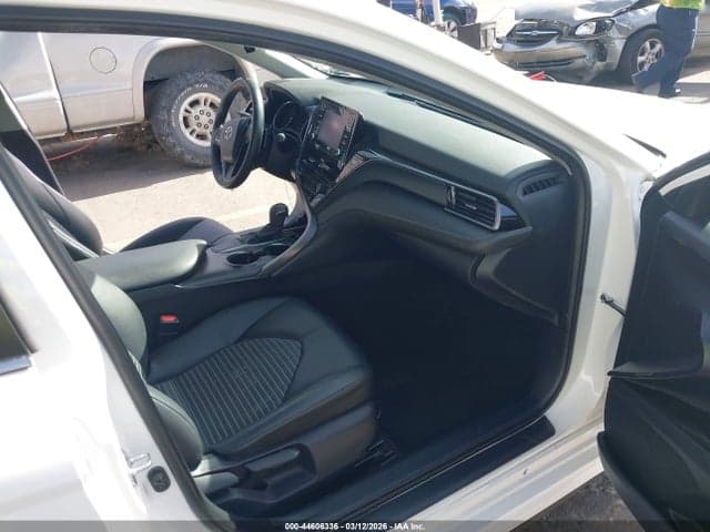 2022 TOYOTA CAMRY SE 5