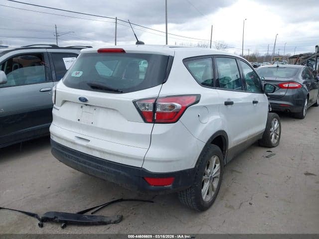 2017 FORD ESCAPE S 4