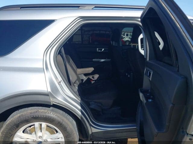 2021 FORD EXPLORER XLT 8