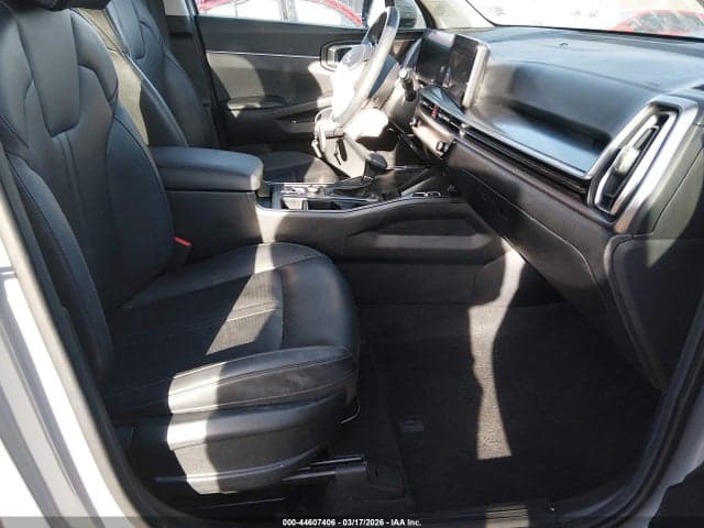 2025 KIA SORENTO S 5