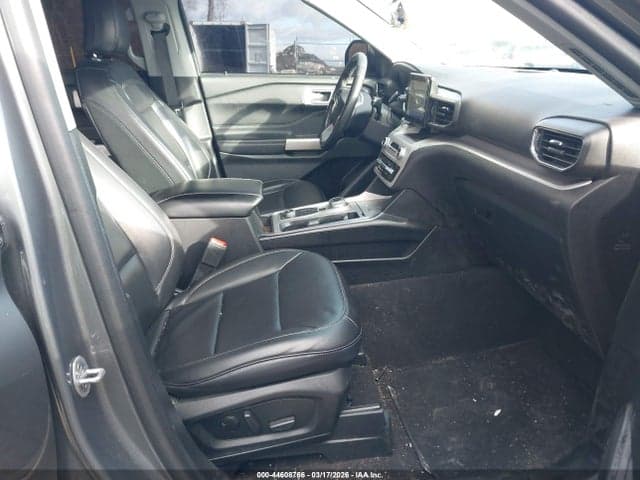 2024 FORD EXPLORER XLT 5