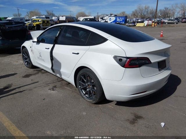 2022 TESLA MODEL 3 LONG RANGE DUAL MOTOR ALL-WHEEL DRIVE 3