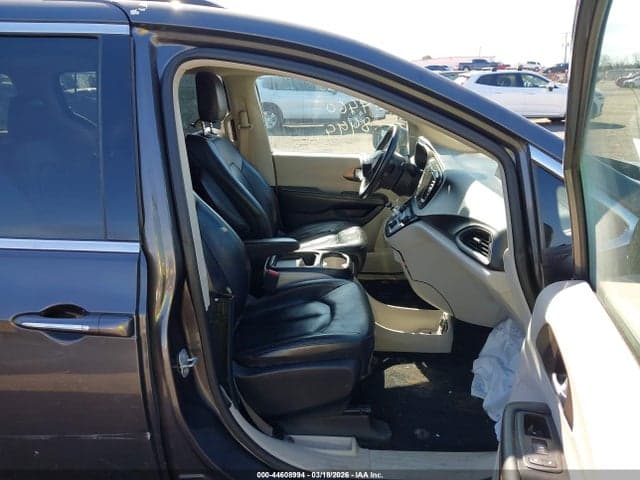 2017 CHRYSLER PACIFICA TOURING-L 5