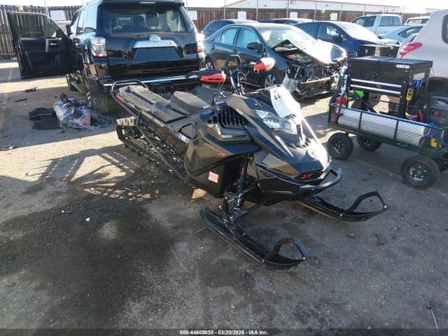 2022 SKI-DOO SUMMIT X 850
