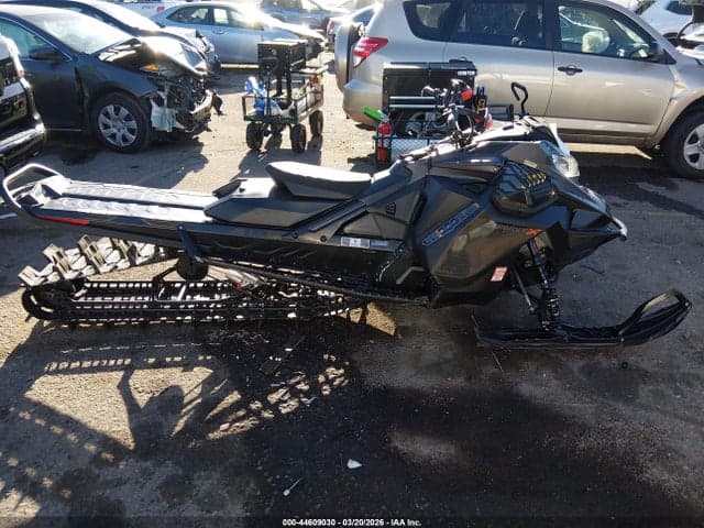 2022 SKI-DOO SUMMIT X 850 5