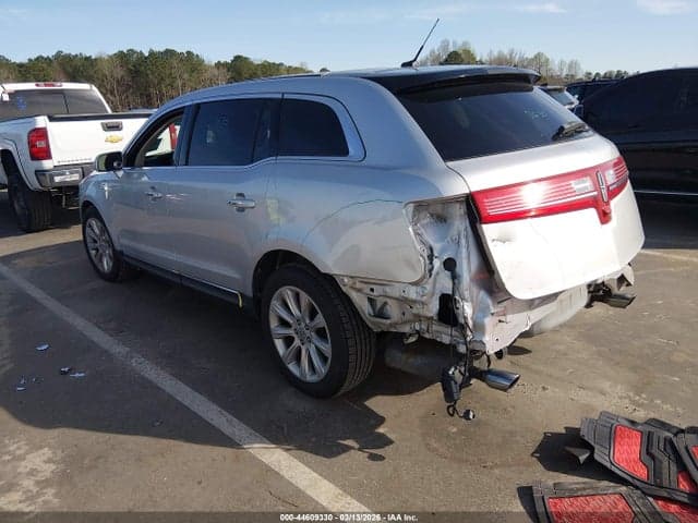 2018 LINCOLN MKT ELITE 3