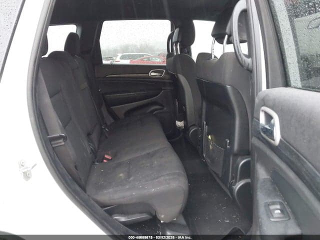 2020 JEEP GRAND CHEROKEE LAREDO E 4X4 8