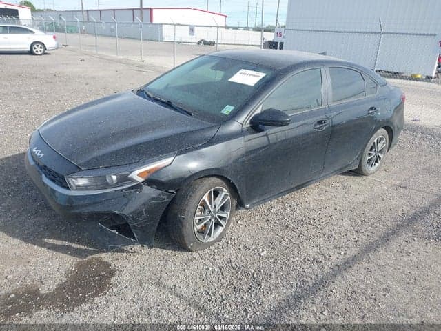 2023 KIA FORTE LXS 2