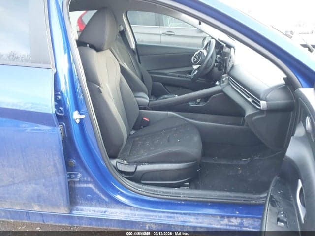 2024 HYUNDAI ELANTRA SEL 5