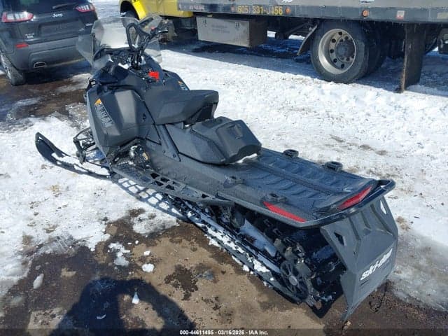 2025 SKI-DOO BACK COUNTRY X 800 3