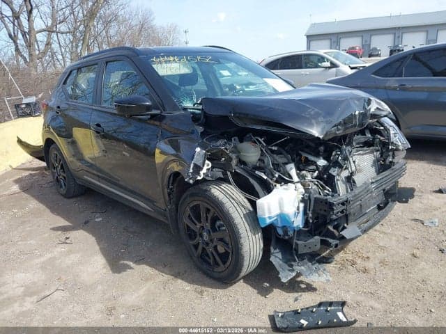 2023 NISSAN KICKS SR XTRONIC CVT